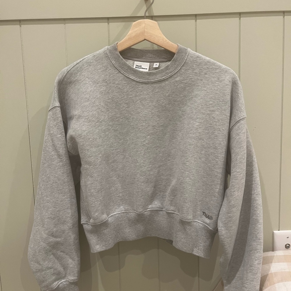 Aritzia | TNA Gray Sweatfleece Top